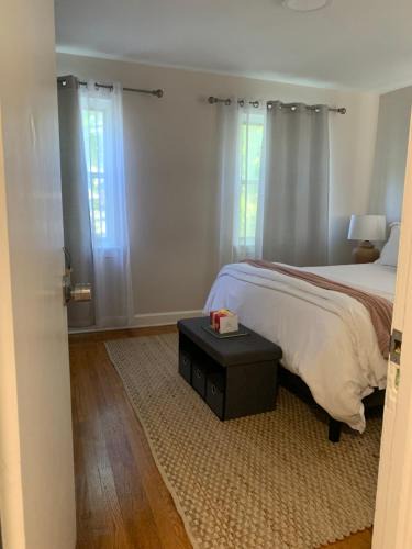 Southeast Apartment | Home Away from Home Stay - 2 Bedroom,1 Bathroom - Near Capitol Hill