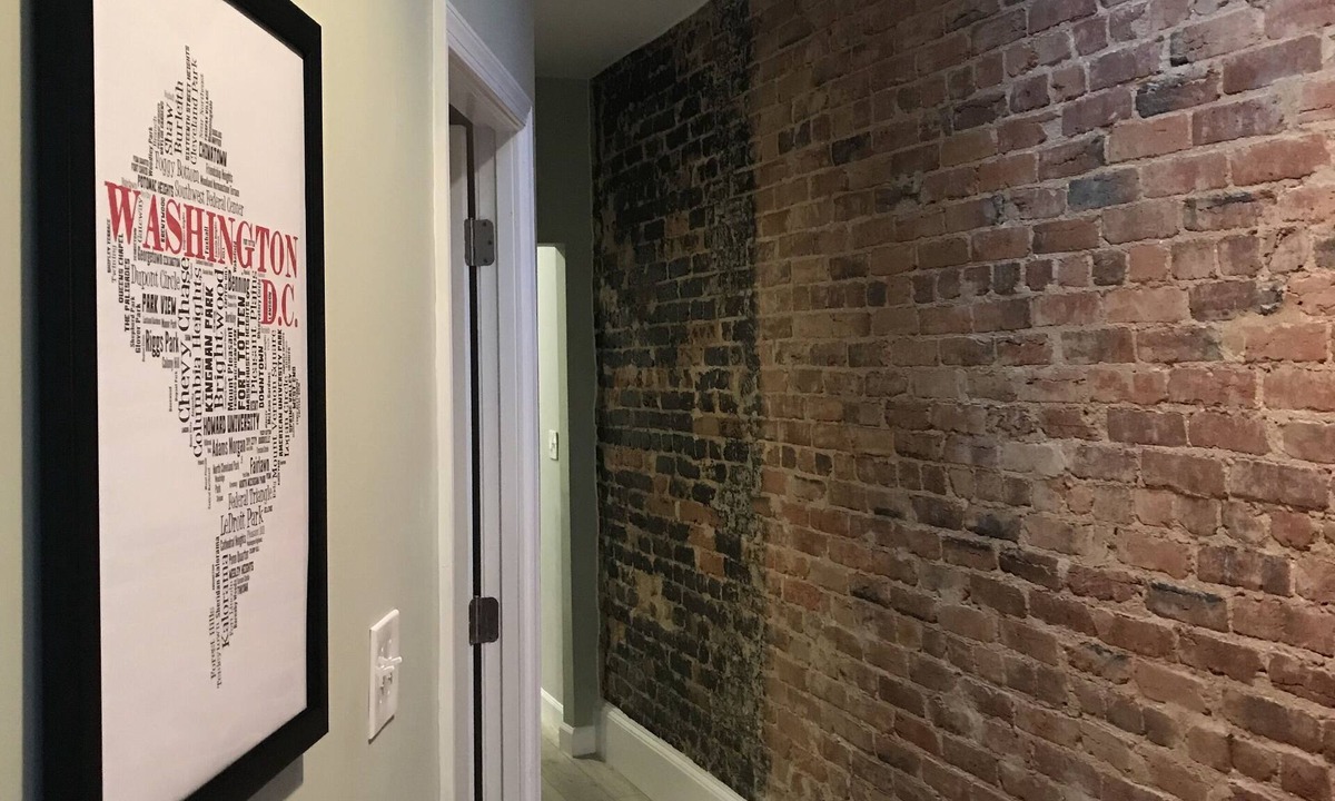 Northeast Apartment | HOME AWAY FROM HOME - Chic 2 BDRM in Capitol Hill