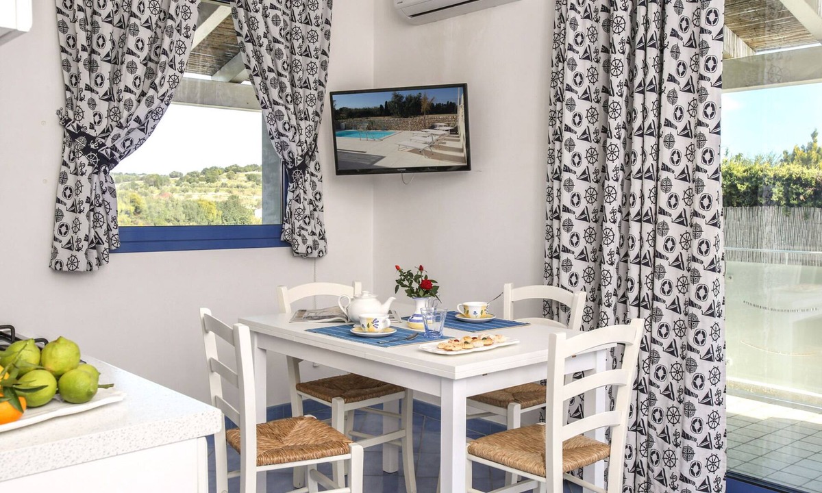 Pozzallo House | HOME SESTANTE in VILLA SEA SKY -swimming pool at 100 meters from the sea