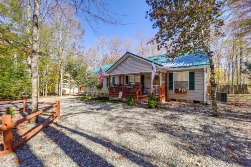Charter Hills House | Home w/Game Room, Hot Tub & Jacuzzi!