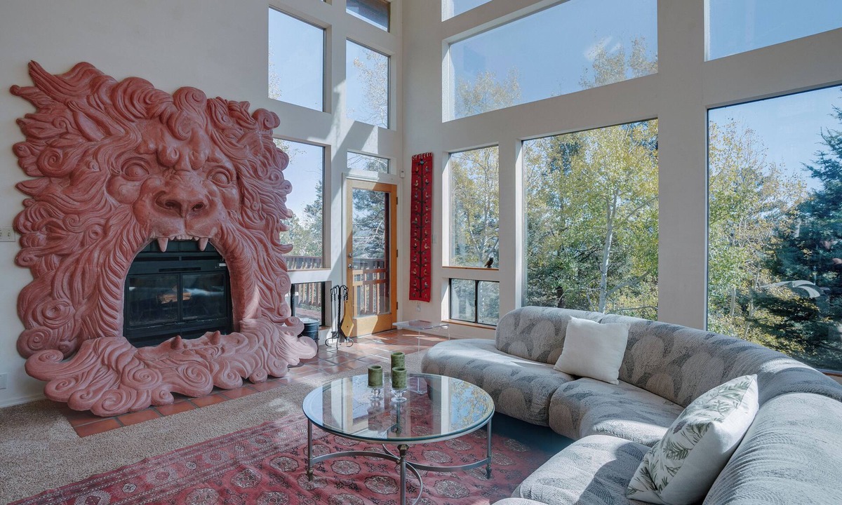 Angel Fire House | Home with Great Views of the Angel Fire Ski Mountain and Valley