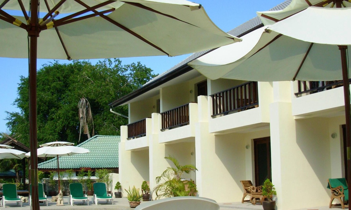 Moo 5 Apartment | Homerez - 100 m away from the beach! Appartement for 4 ppl. with shared pool