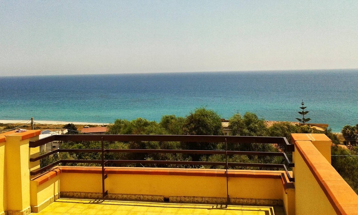 Brancaleone Apartment | Homerez - 200 m away from the beach! Nice appartement for 4 ppl. with sea view