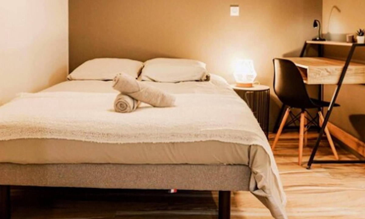 Saint-Chamond Apartment | Homerez - Beautiful studio for 2 ppl. at Saint-Chamond