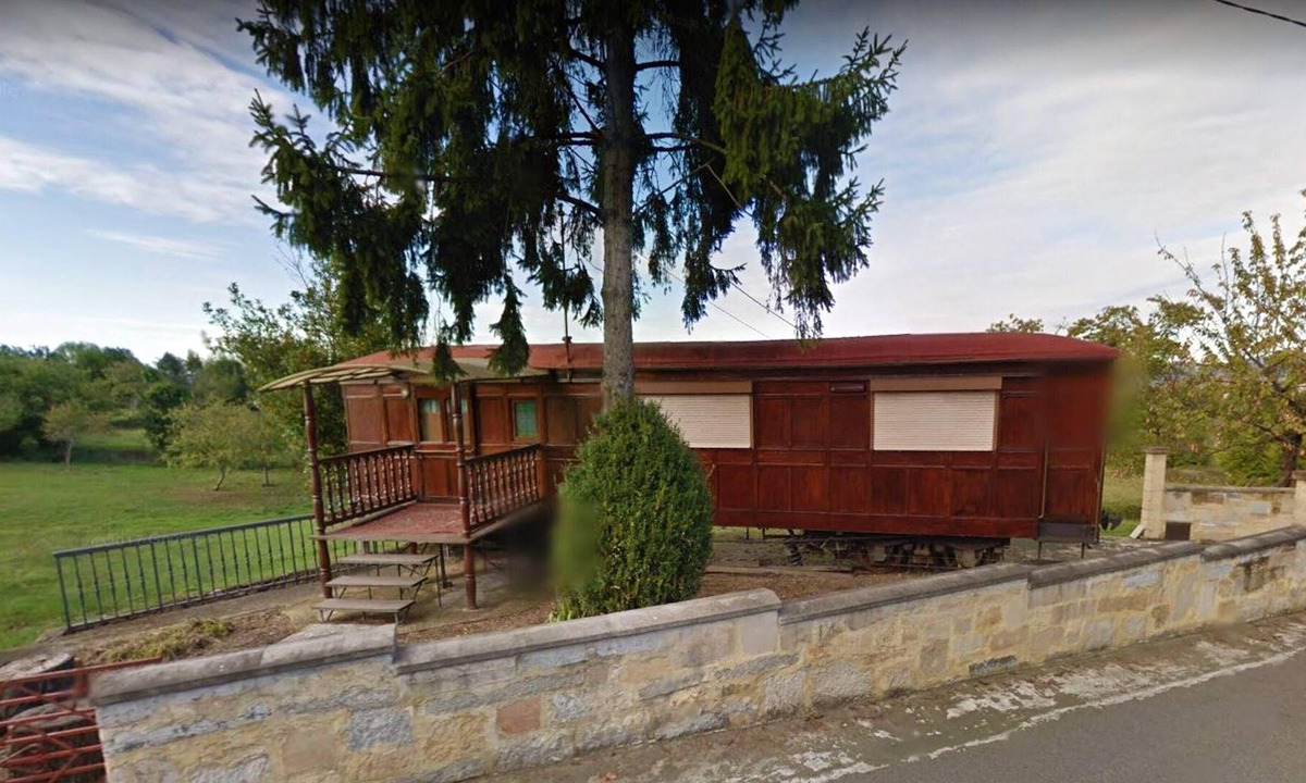 Arguelles House | Homerez - Beautiful house for 4 ppl. at El Pumarín
