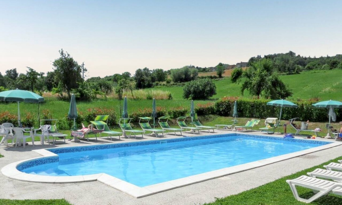 Caprese Michelangelo House | Homerez - Charming house at Caprese Michelangelo