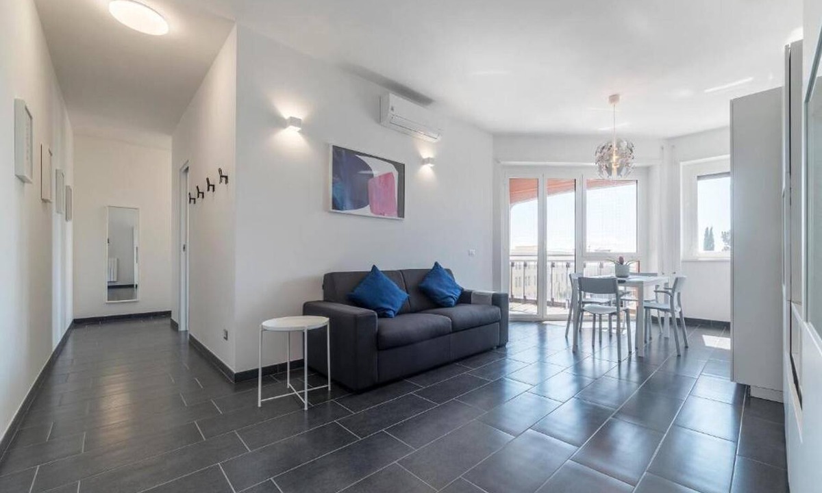 Quartiere XVII Trieste Apartment | Homerez - Charming Apartment in Rome + Internet