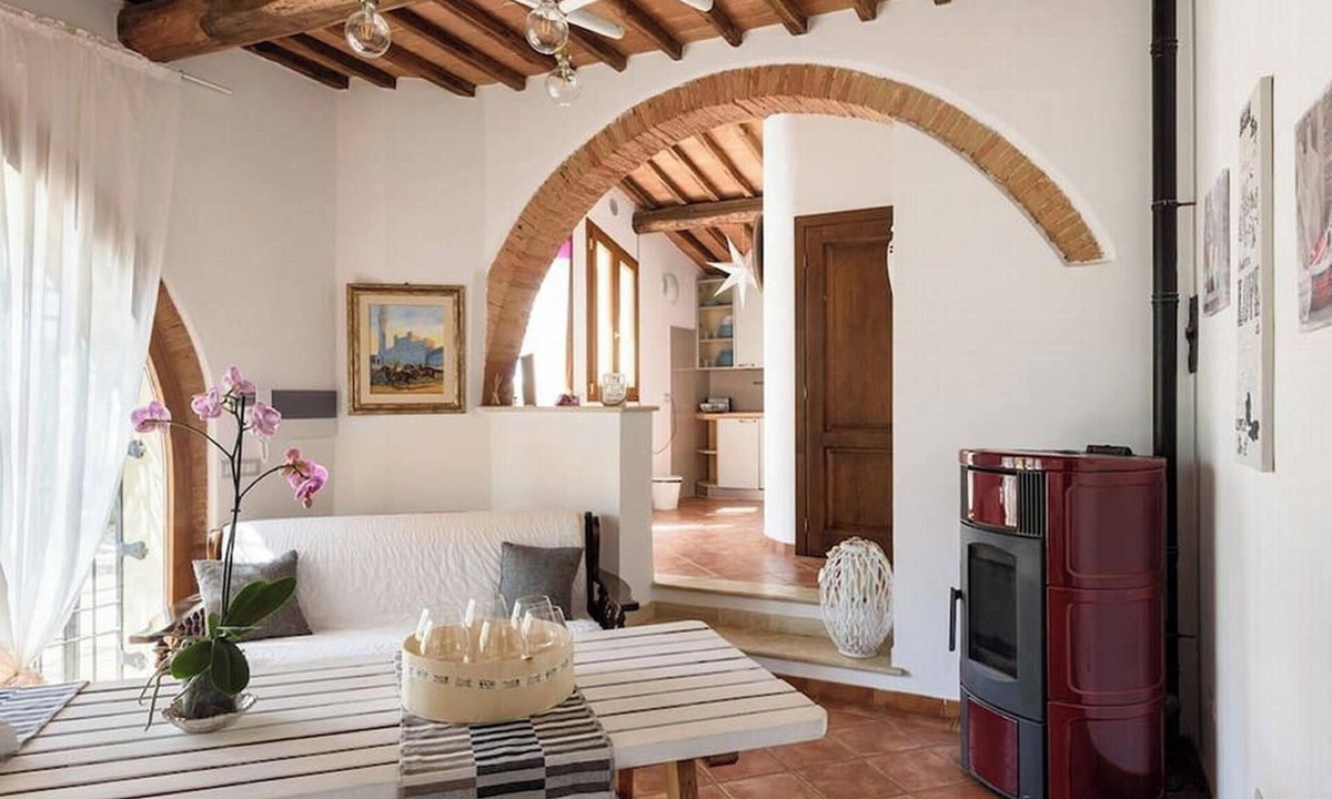 Siena Villa | Homerez - Charming Villa in Le Scotte with Private Pool