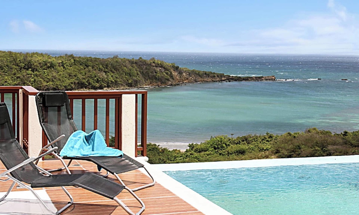 Saint David's Villa | Homerez - Charming Villa in St Davids with Private Pool