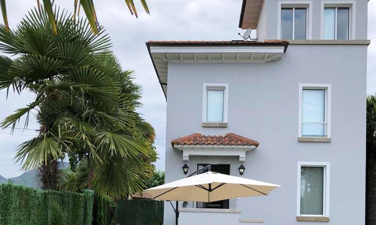 Poo House | Homerez - Exceptional house With sea view
