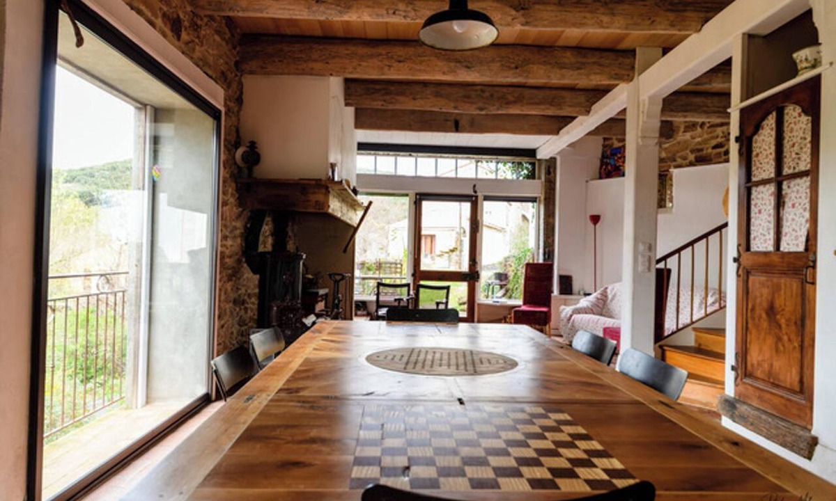 Faugeres House | Homerez - House in Faugères