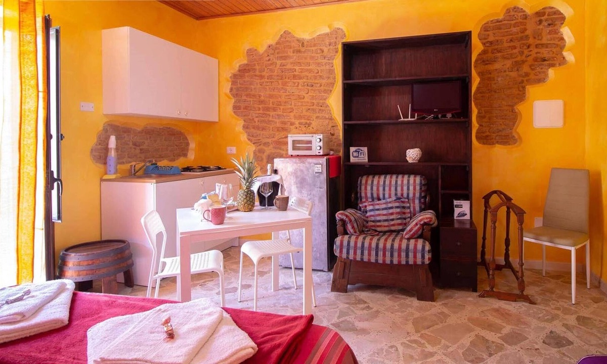Castelbuono Apartment | Homerez - Nice studio 13 km away from the beach for 3 ppl. at Castelbuono