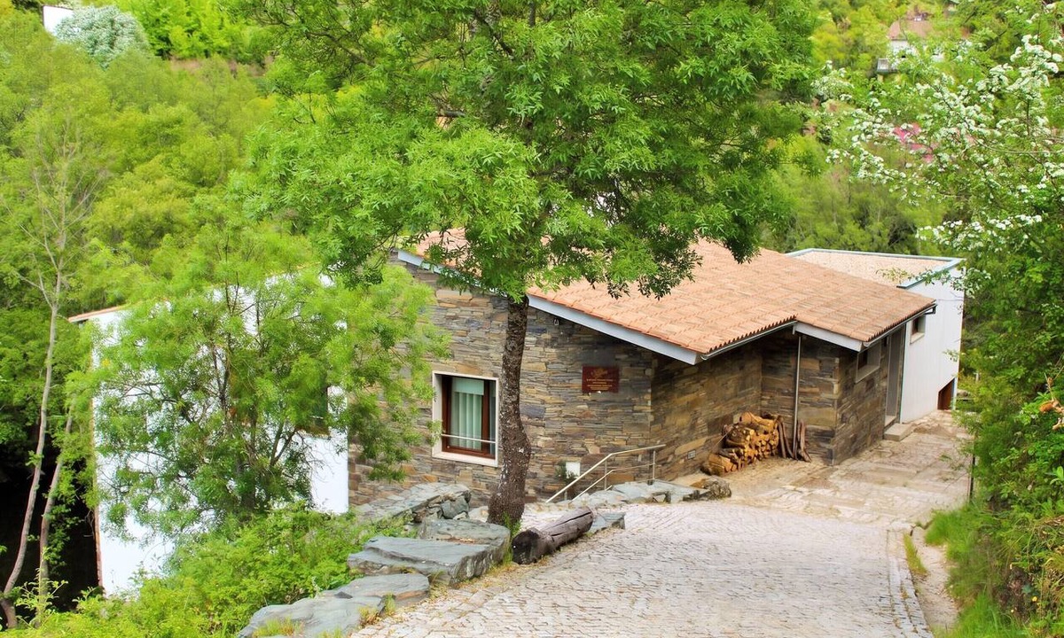 Braganca House | Homerez - Property in Bragança, lake & mountain view