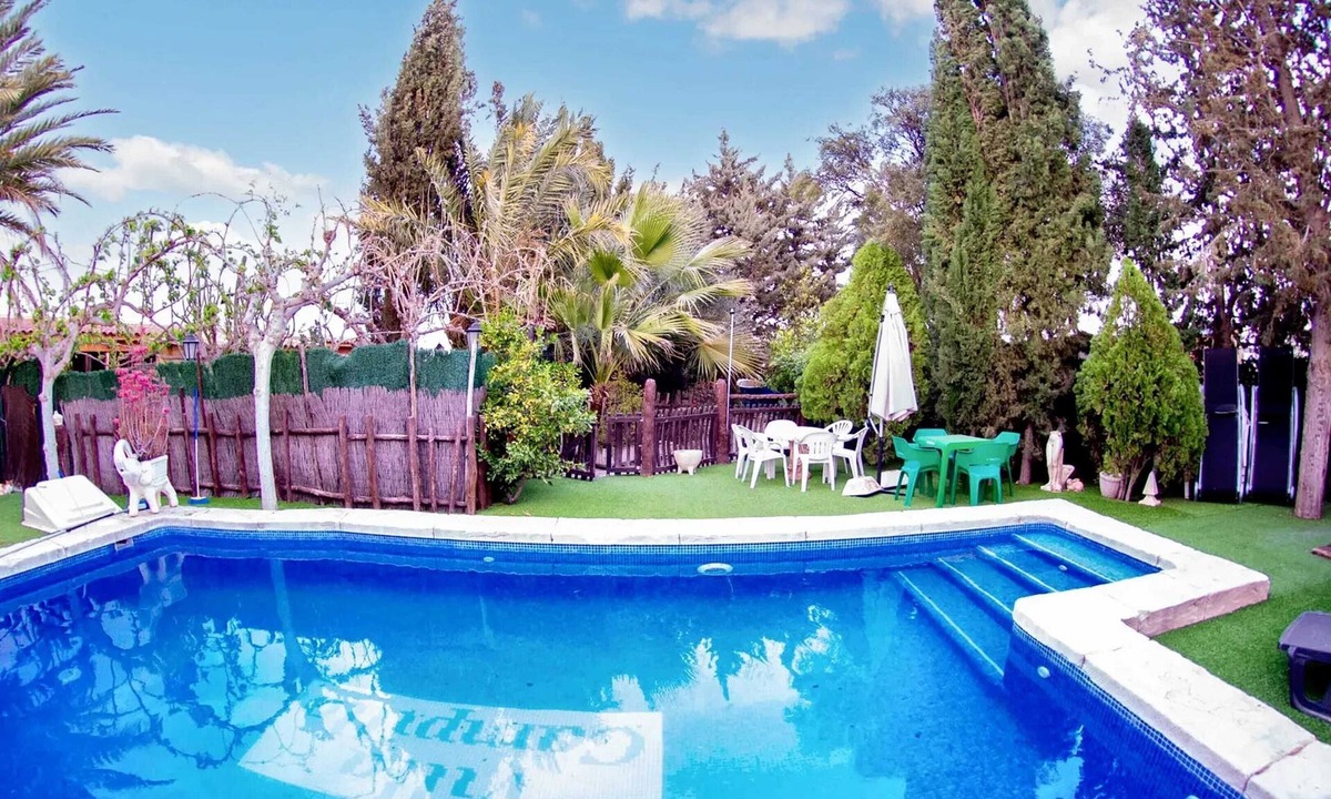 Algaida Villa | Homerez - Spacious Villa with Private Pool in Archena