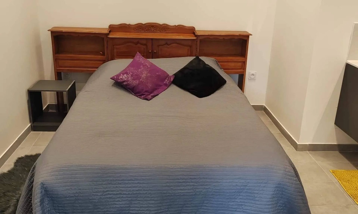 Ableiges Apartment | Homerez - Studio Abeliges