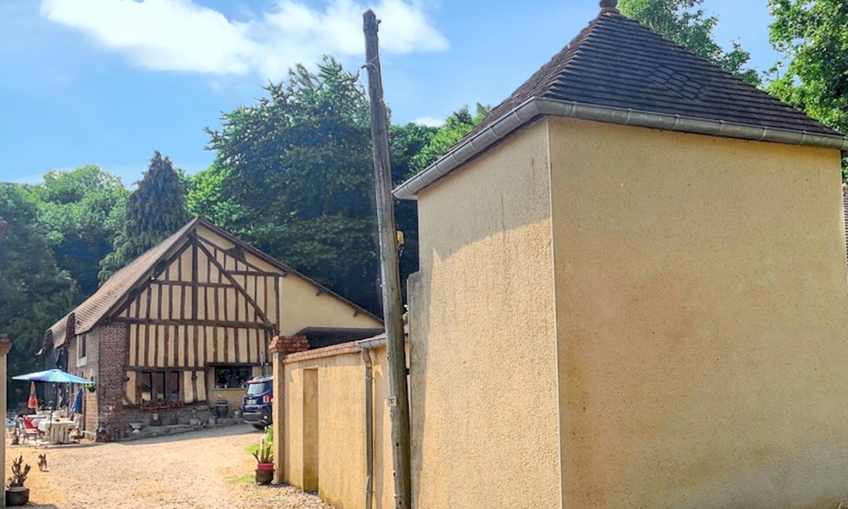 Camembert Apartment | Homerez - Studio in Camembert