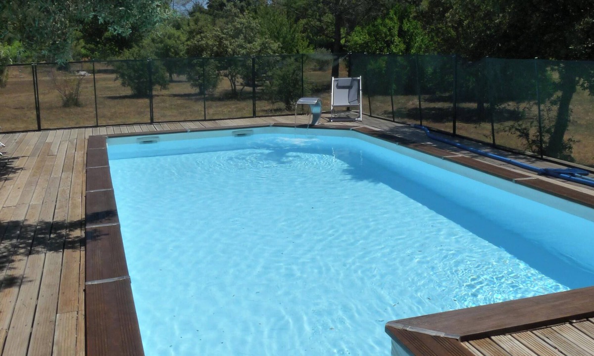 Besse-sur-Issole Villa | Homerez - Villa in Flassans