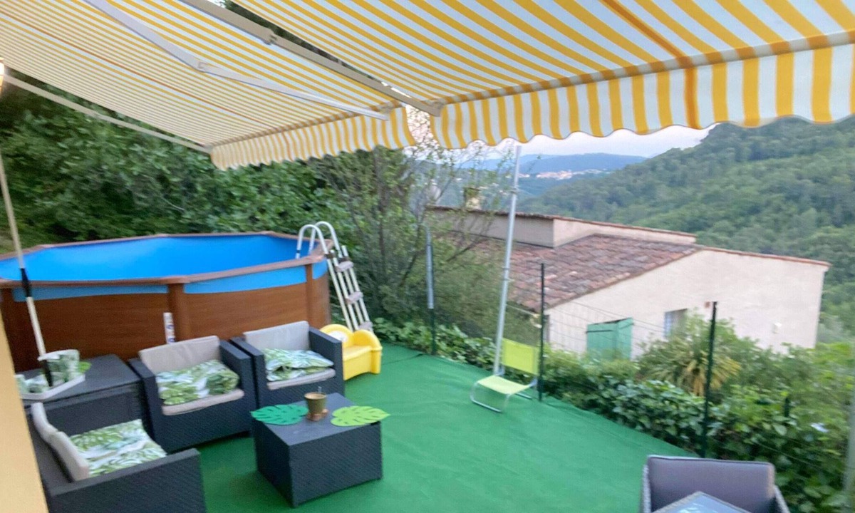 Bargemon Villa | Homerez - Villa for 6 ppl. with swimming-pool, garden and terrace at Bargemon
