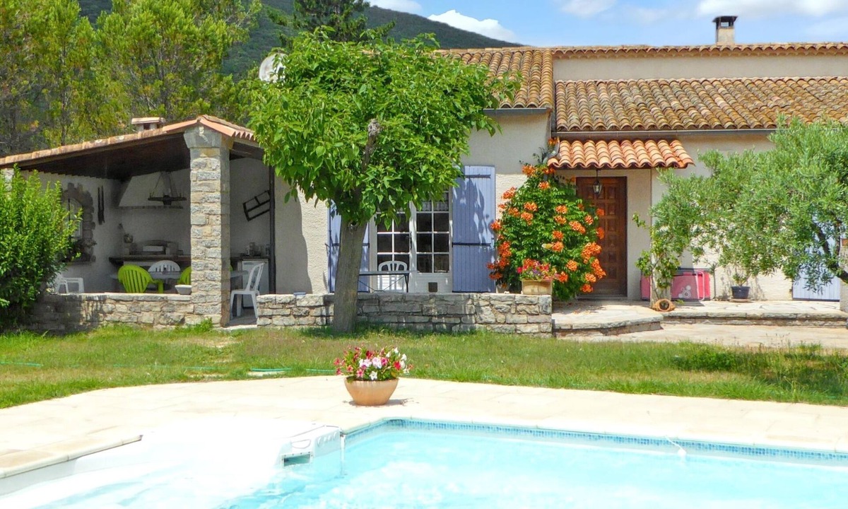 Pompignan Villa | Homerez - Villa in Pompignan