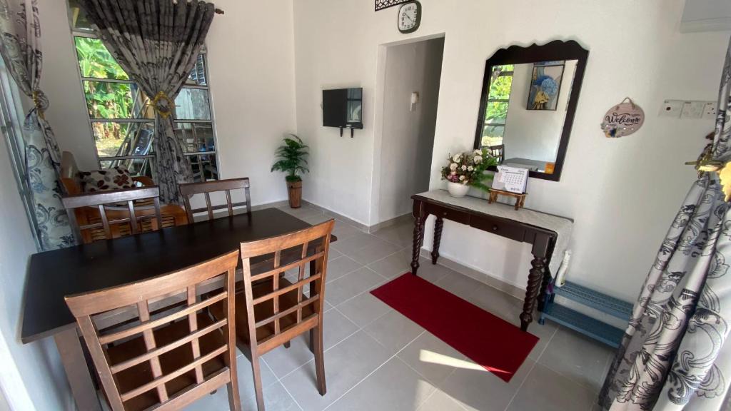 Kampung Petai Bubus House | Homestay A&S
