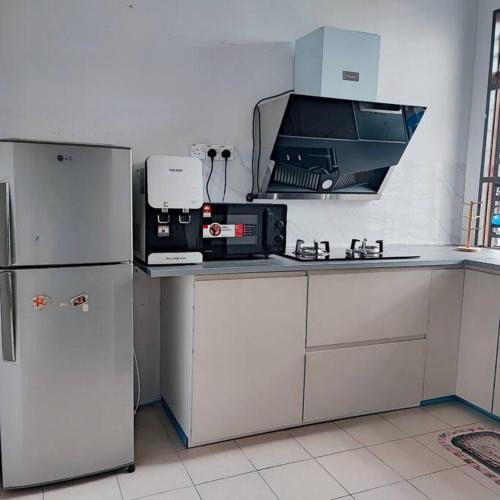 Mukim 9 House | Homestay De' Humaira - USM Nibong Tebal