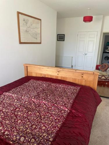 Whiteinch House | Homestay