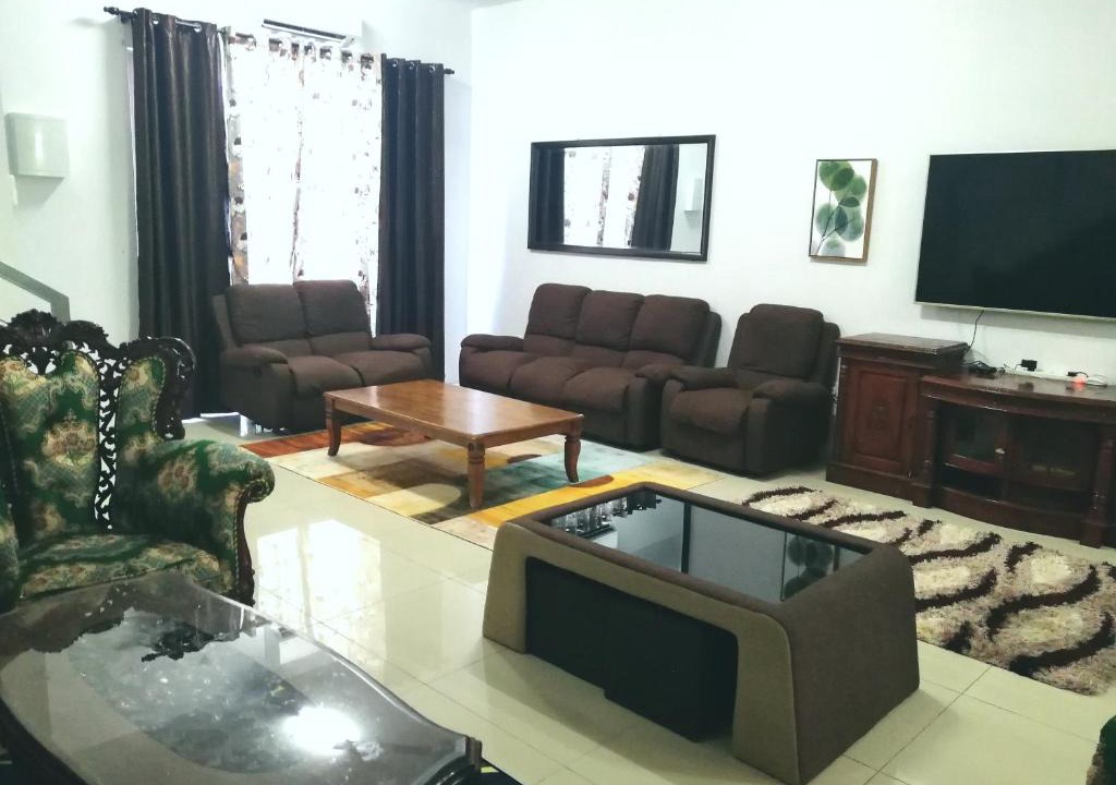 Sungai Besar House | Homestay Sungai Besar, Tmn Yu