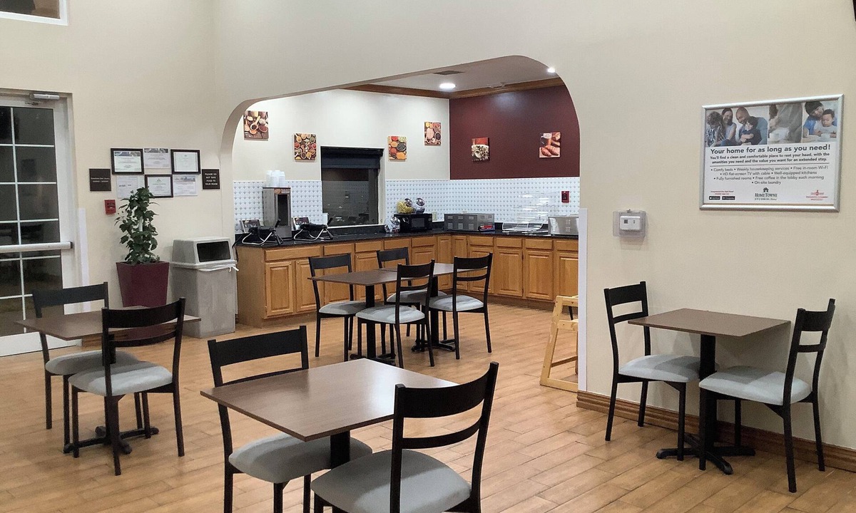 Amarillo Hotel | HomeTowne Studios by Red Roof Amarillo West