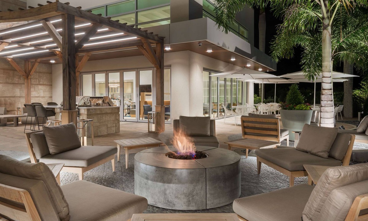 Braden River Hotel | Homewood Suites by Hilton Sarasota Lakewood Ranch