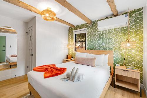 Manitou Springs Apartment | Homey Studio in Manitou Springs Walk Downtown