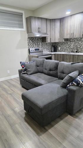 Northwest Calgary Apartment | Homey & welcoming