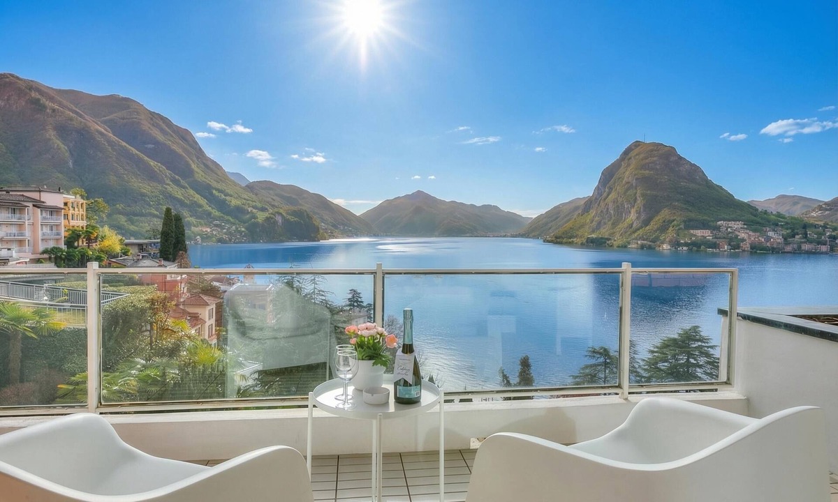 Castagnola Apartment | Honeymoon With Panoramic Lake-view