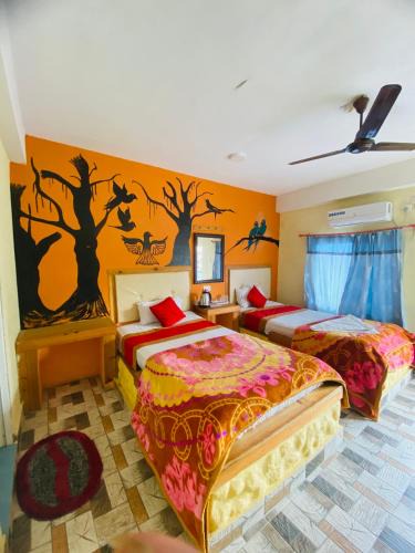 Sauraha Hotel | Hong Qi Hotel