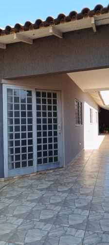 Arapongas House | hospedagem simples