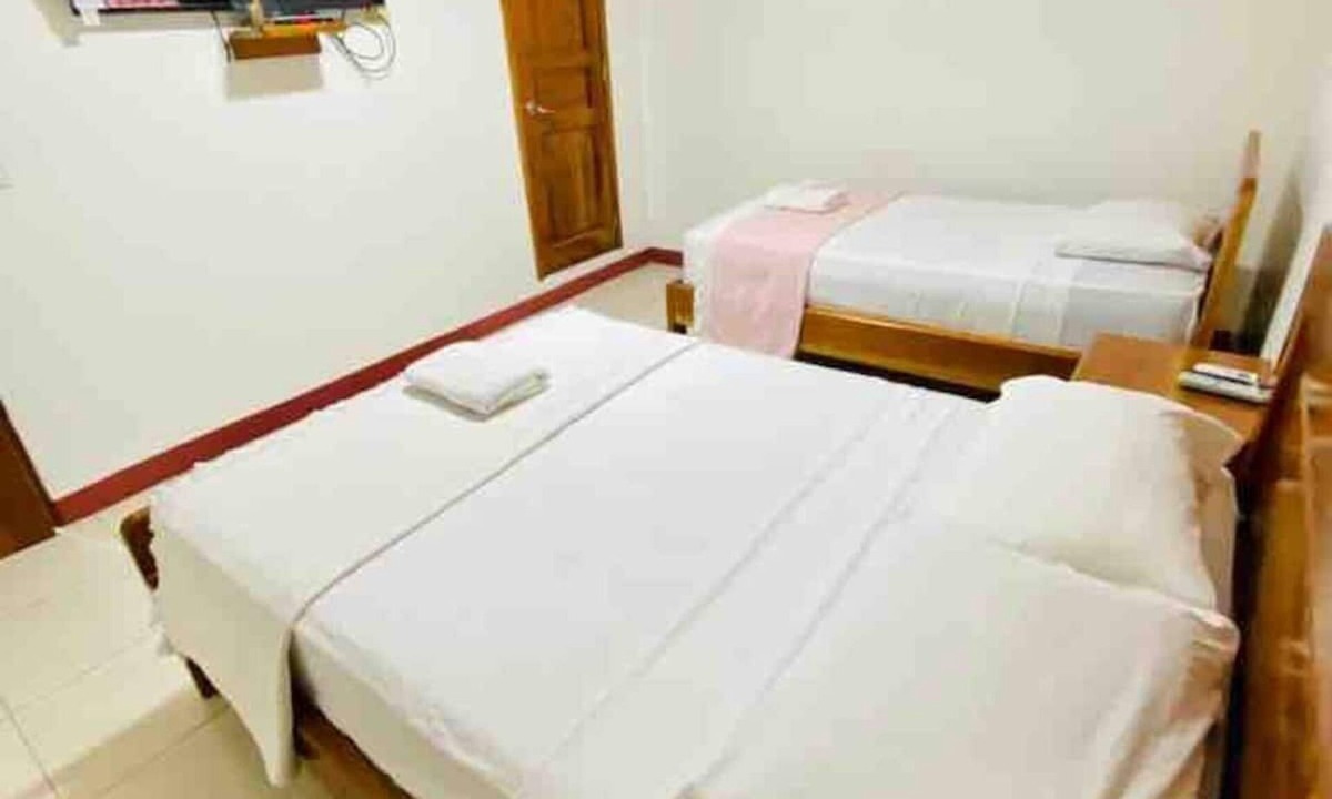 Puerto Baquerizo Moreno Bed & Breakfast | Hospedaje Isla de Pietra