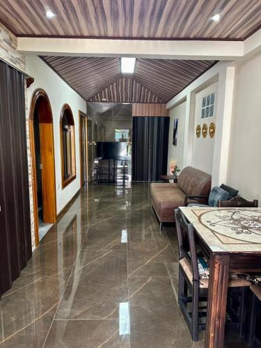 Paso Canoas House | Hospedaje Nacho y Ale 1, con 3 AC, Paso Canoas, CR