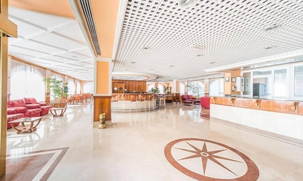 Sondika Hotel | Hospedium Hotel Sky Blu Sondika
