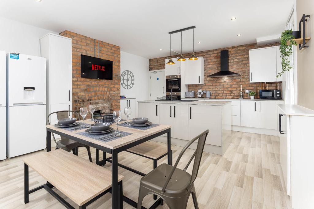 Wavertree House | Host Liverpool - The Wavertree Rooms