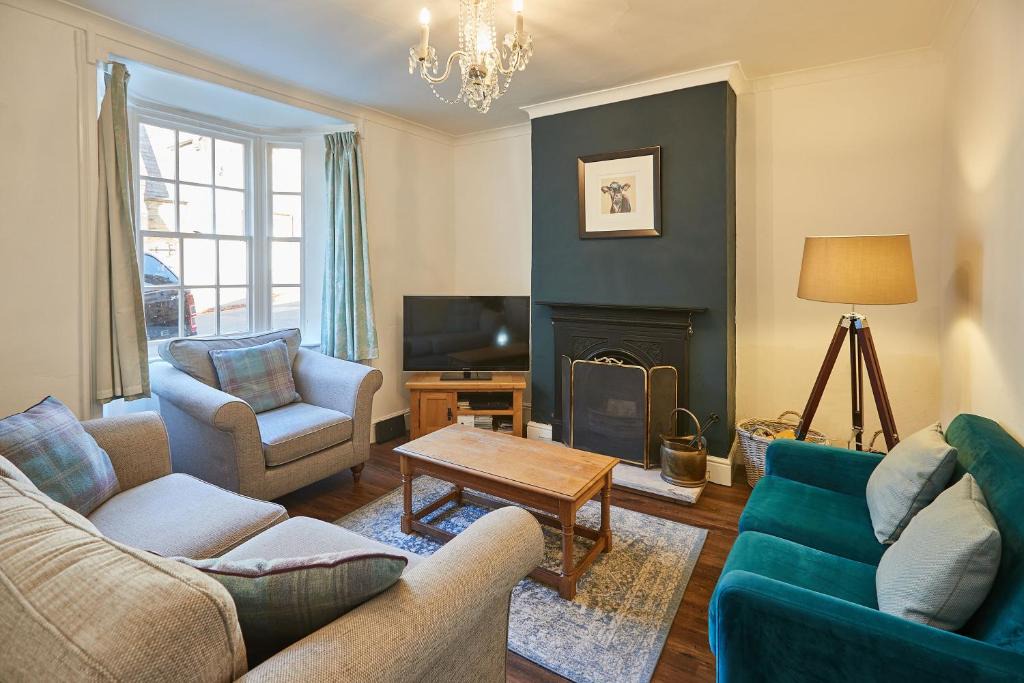 Pickering House | Host & Stay - Hall Garth