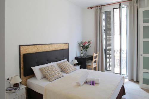 Sant Antoni House | Hostal Balkonis