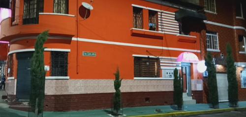 San Juan House | HOSTAL CALIFORNIA