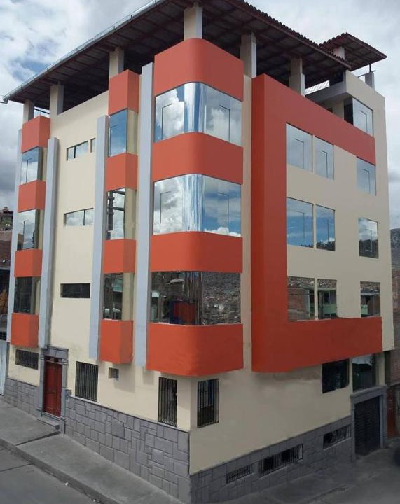 San Juan Bautista House | Hostal Capac