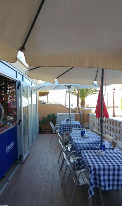 Cubelles House | Hostal Cubelles