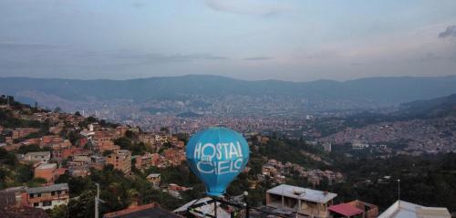 Medellin Hostel | Hostal Del Cielo