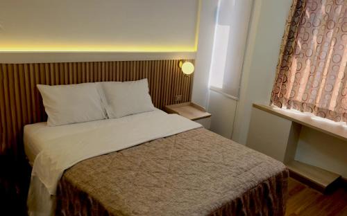 Jose Luis Bustamante y Rivero House | Hostal El Imperio