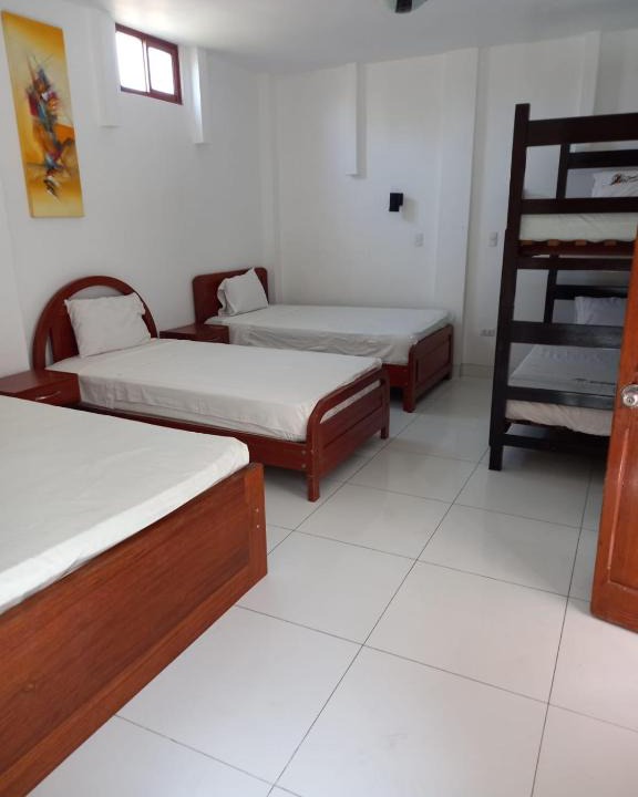 Pimentel Hotel | Hostal Garuda