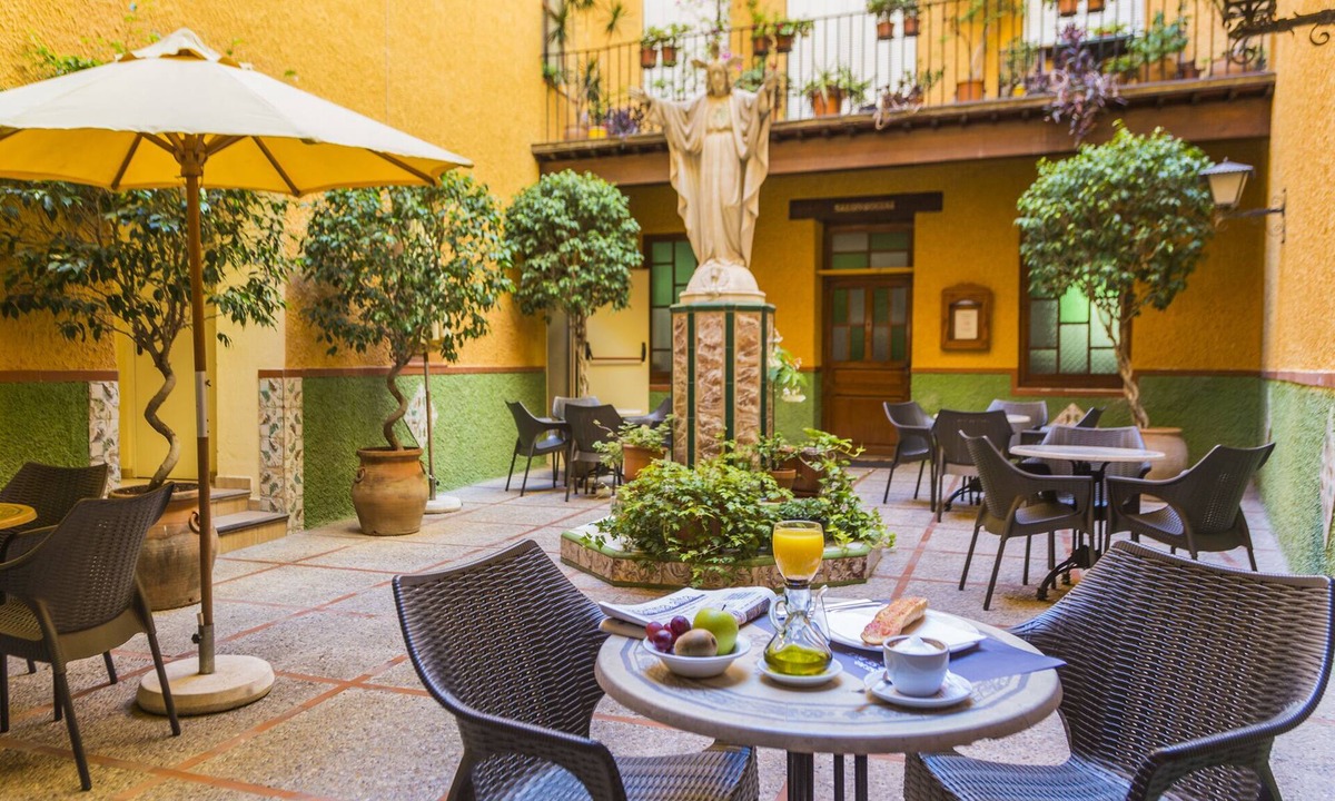 Denia Old Town Hostel | Hostal Loreto