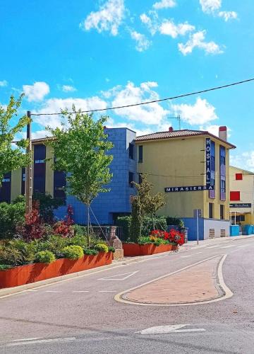 Bustarviejo House | Hostal Mirasierra