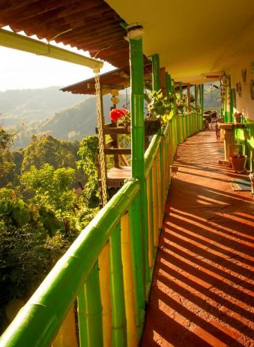 Salento Hostel | Hostal y Camping Los Girasoles