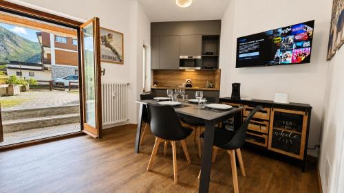 Sestriere Apartment | Hostdomus - Royal Oak